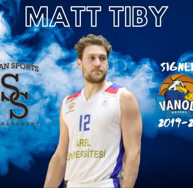 Matt Tiby Signs in Italy!